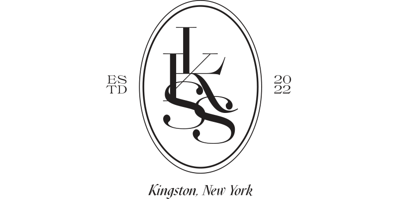 Master esthetician Leigh Kelley brings a range of holistic & clinical facial treatments to the Hudson Valley after over a decade of working in luxury skincare in NYC & LA.
