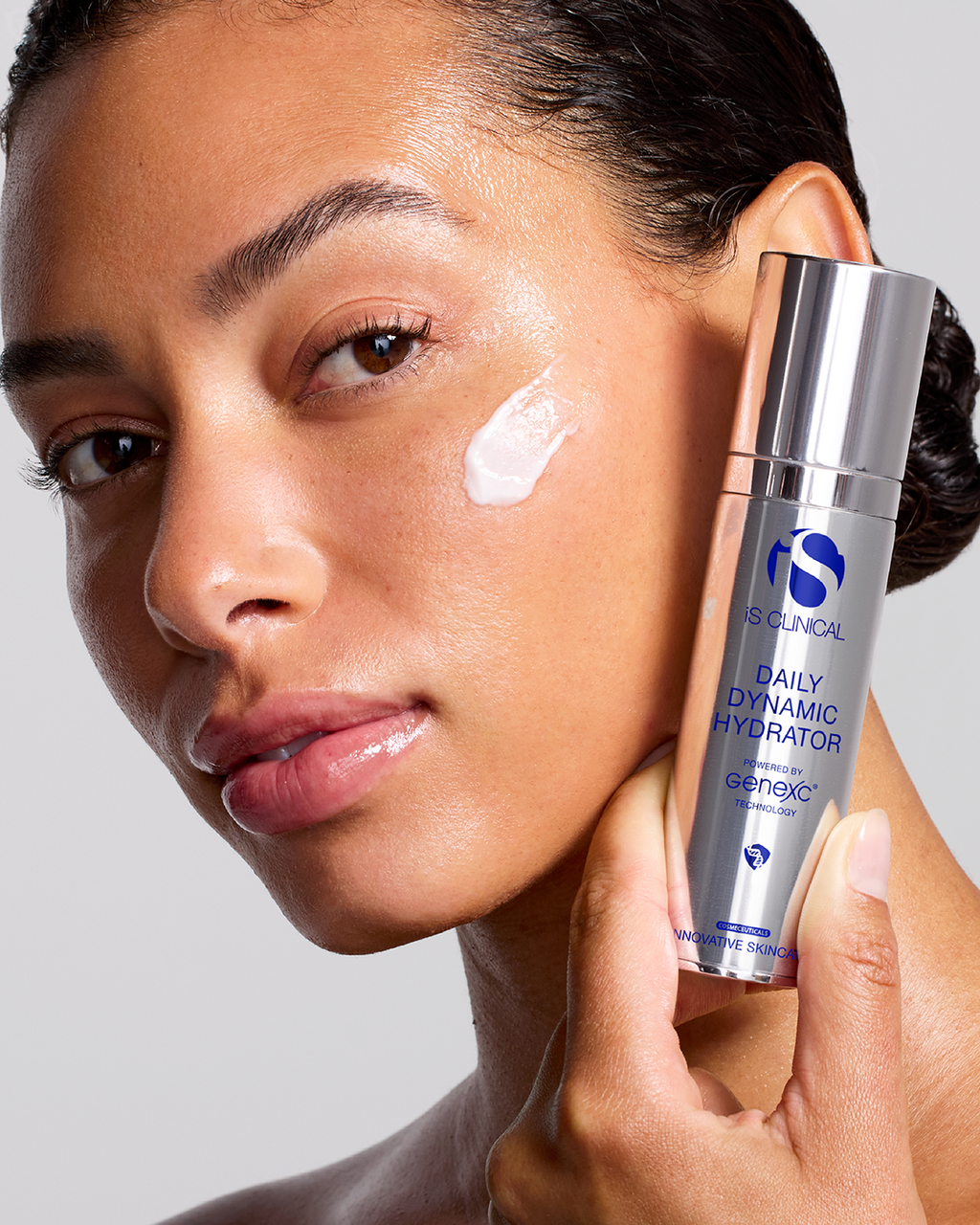 iS Clinical Daily Dynamic Hydrator-Lotion & Moisturizer-iS Clinical-Leigh Kelley Skin Studio